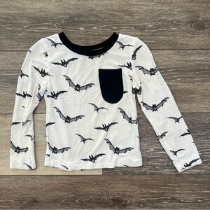Kyte Baby 18-24M Long Sleeve Toddler Crew Neck Tee in Bat 🦇